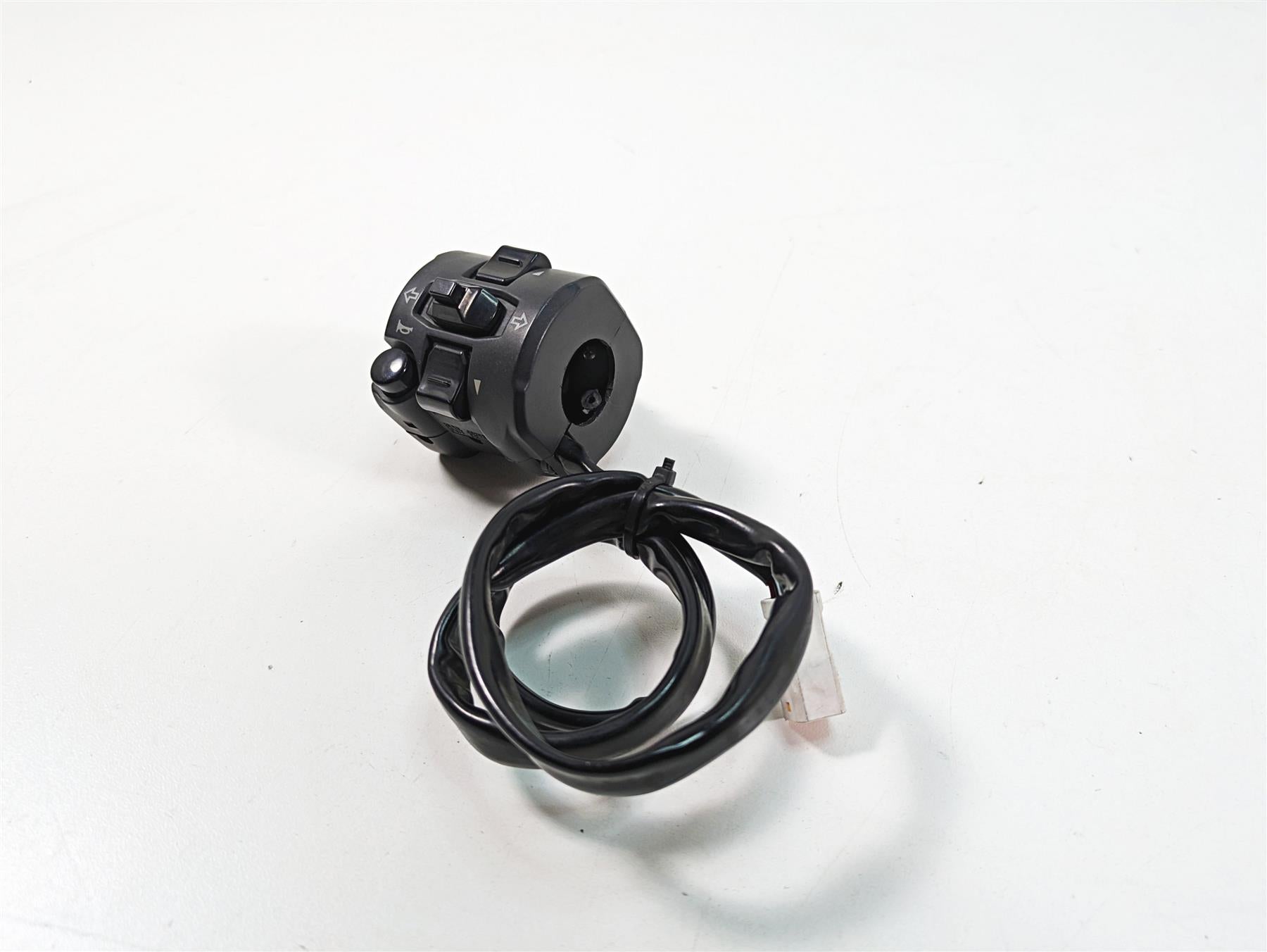 2011 Ducati Hypermotard 1100 Evo SP Left Hand Light Control Switch 65010091H {{ shop.shopifyCountryName }} - Mototech271