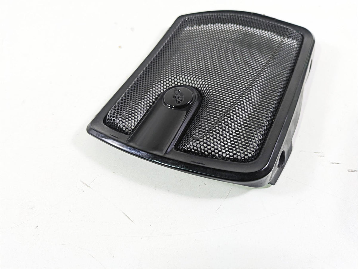 2018 Indian Chieftain Dark Horse Front Left Speaker Cover Fairing 5453353 {{ shop.shopifyCountryName }} - Mototech271