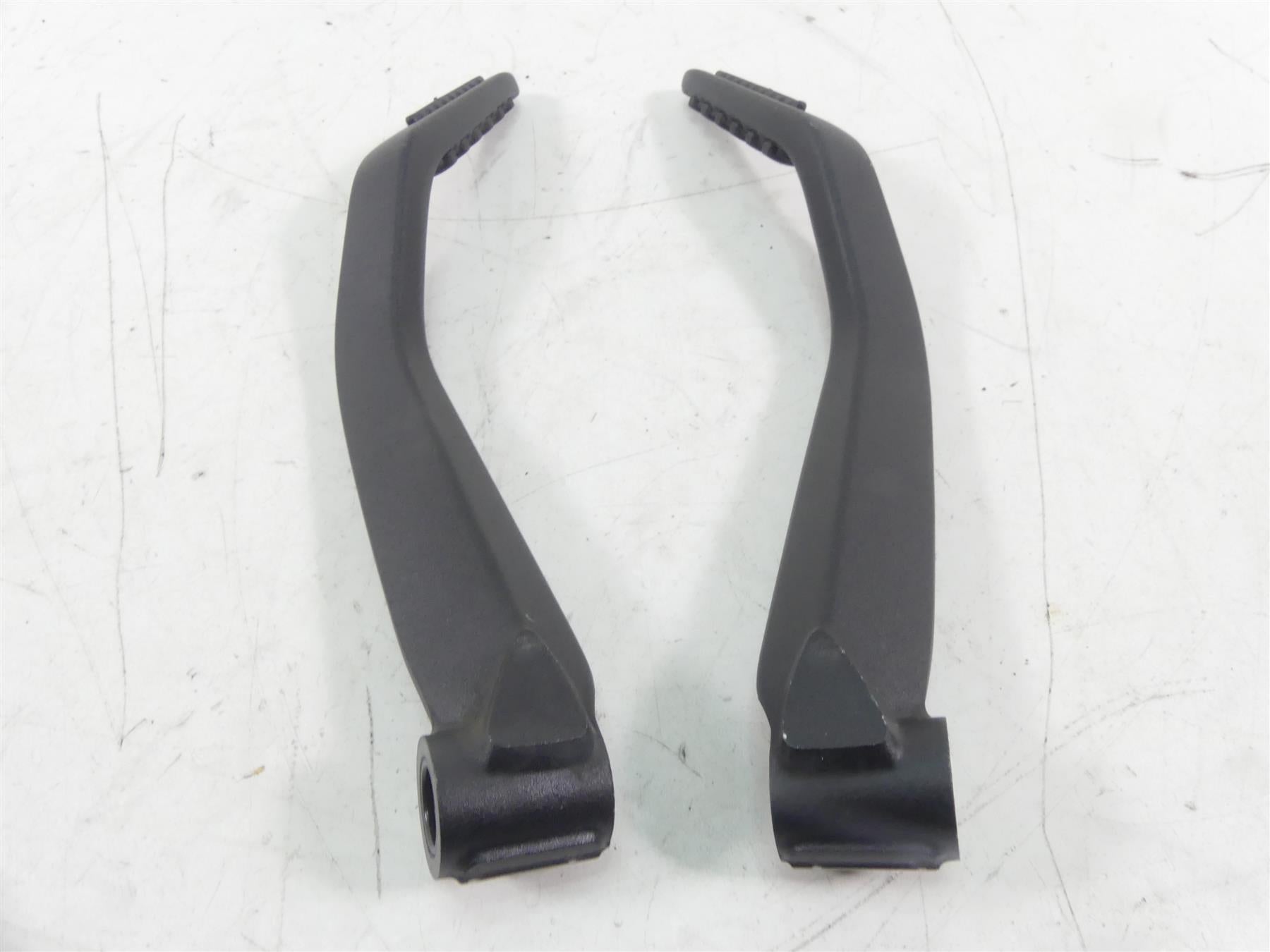 2015 Ducati Diavel Carbon Red Rear Passenger Footpeg Set 46520671A 46520661A {{ shop.shopifyCountryName }} - Mototech271