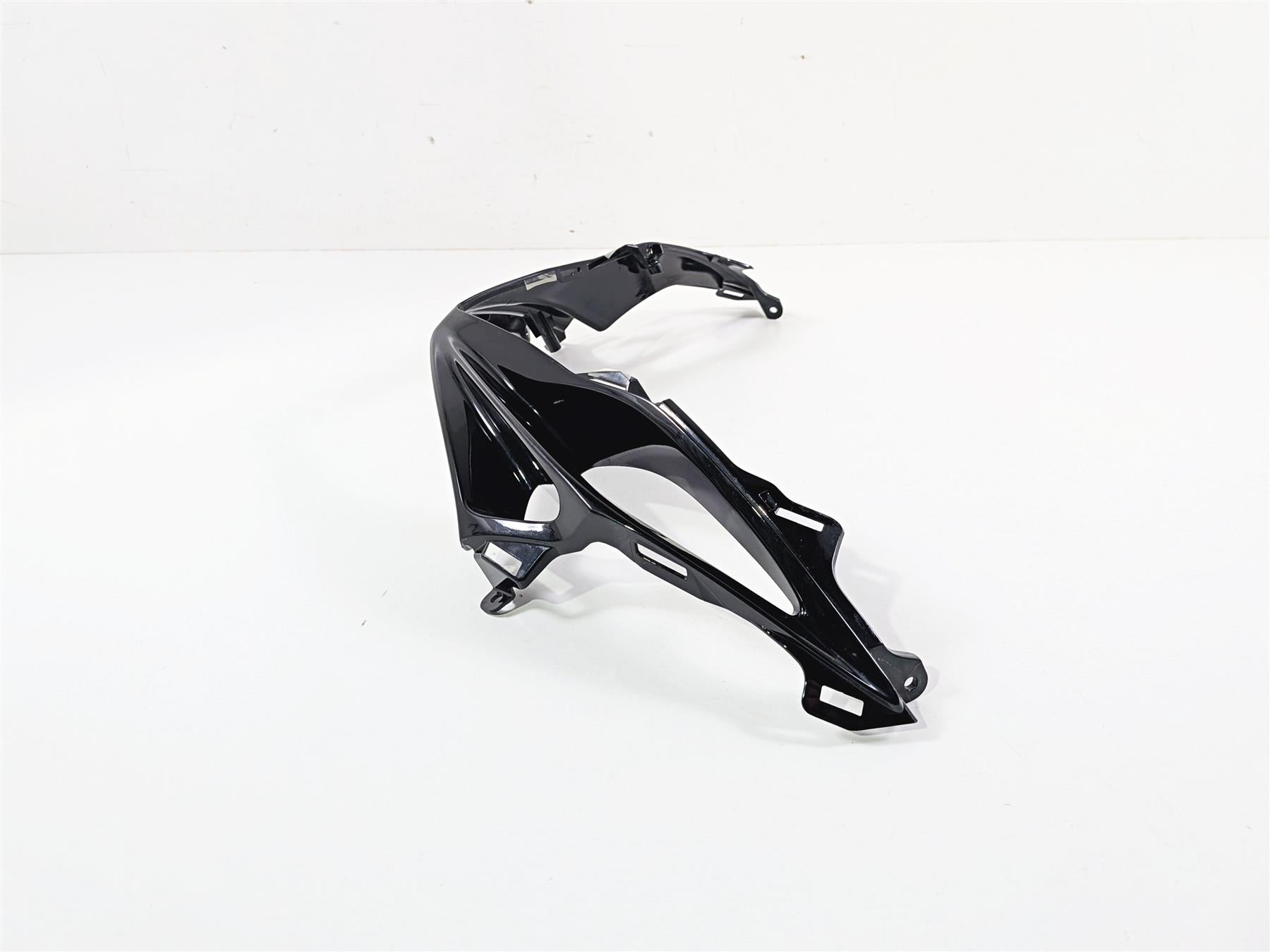 2024 Suzuki GSXR600 Air Inlet Lower Nose Cover Fairing Black 94671-14J1 {{ shop.shopifyCountryName }} - Mototech271