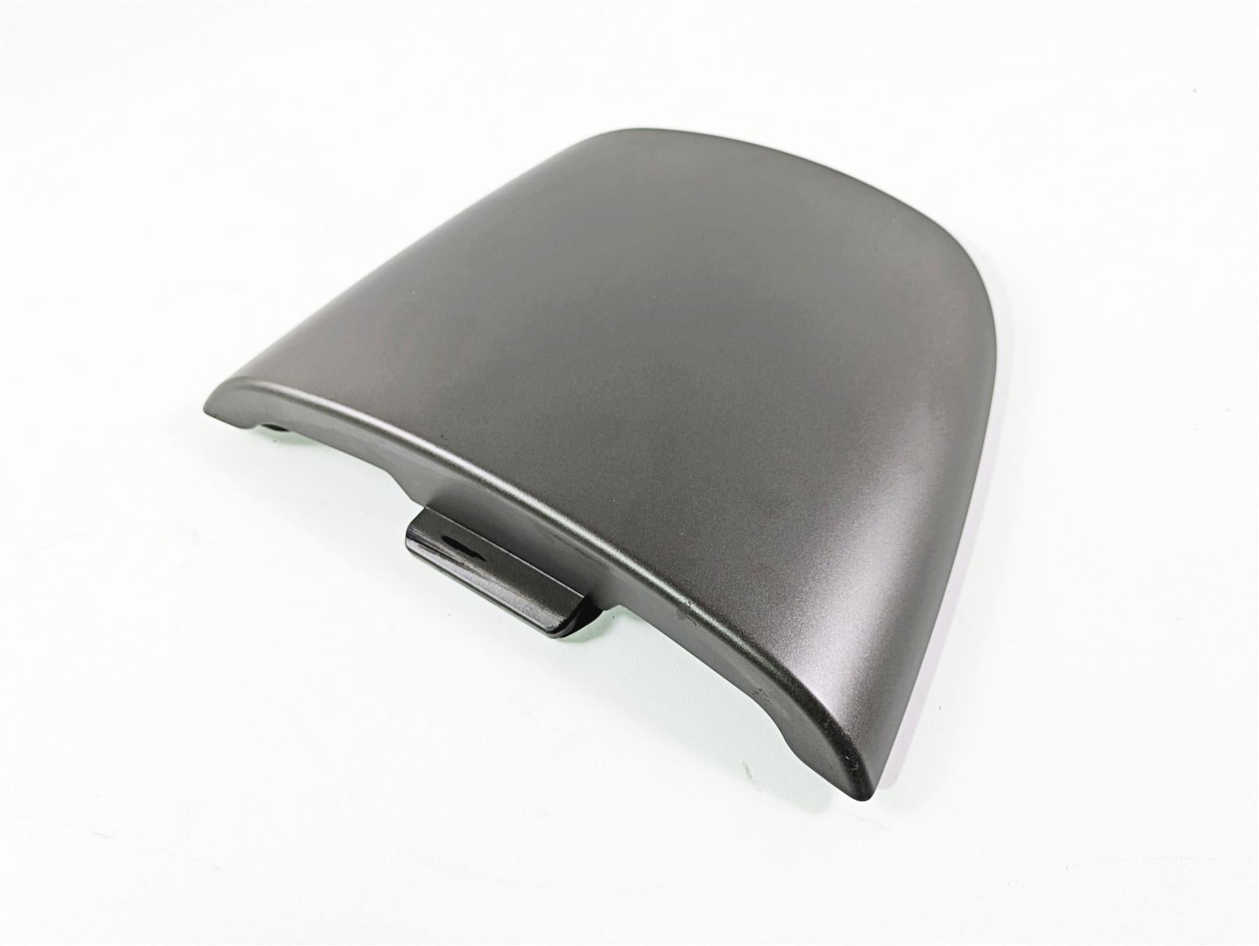 2019 Harley Softail FXDR 114 Rear Upper Tail Cover Lid Fairing 59500657 {{ shop.shopifyCountryName }} - Mototech271