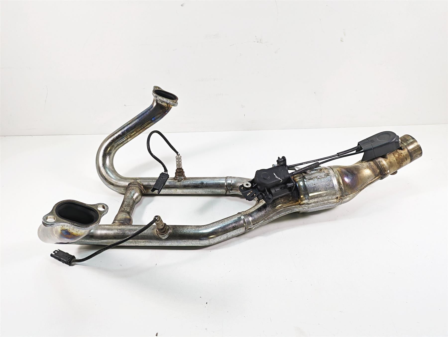 2016 BMW R1200R K53 Oem Chrome Exhaust Header Manifold Pipe & Servo 18518555270 {{ shop.shopifyCountryName }} - Mototech271