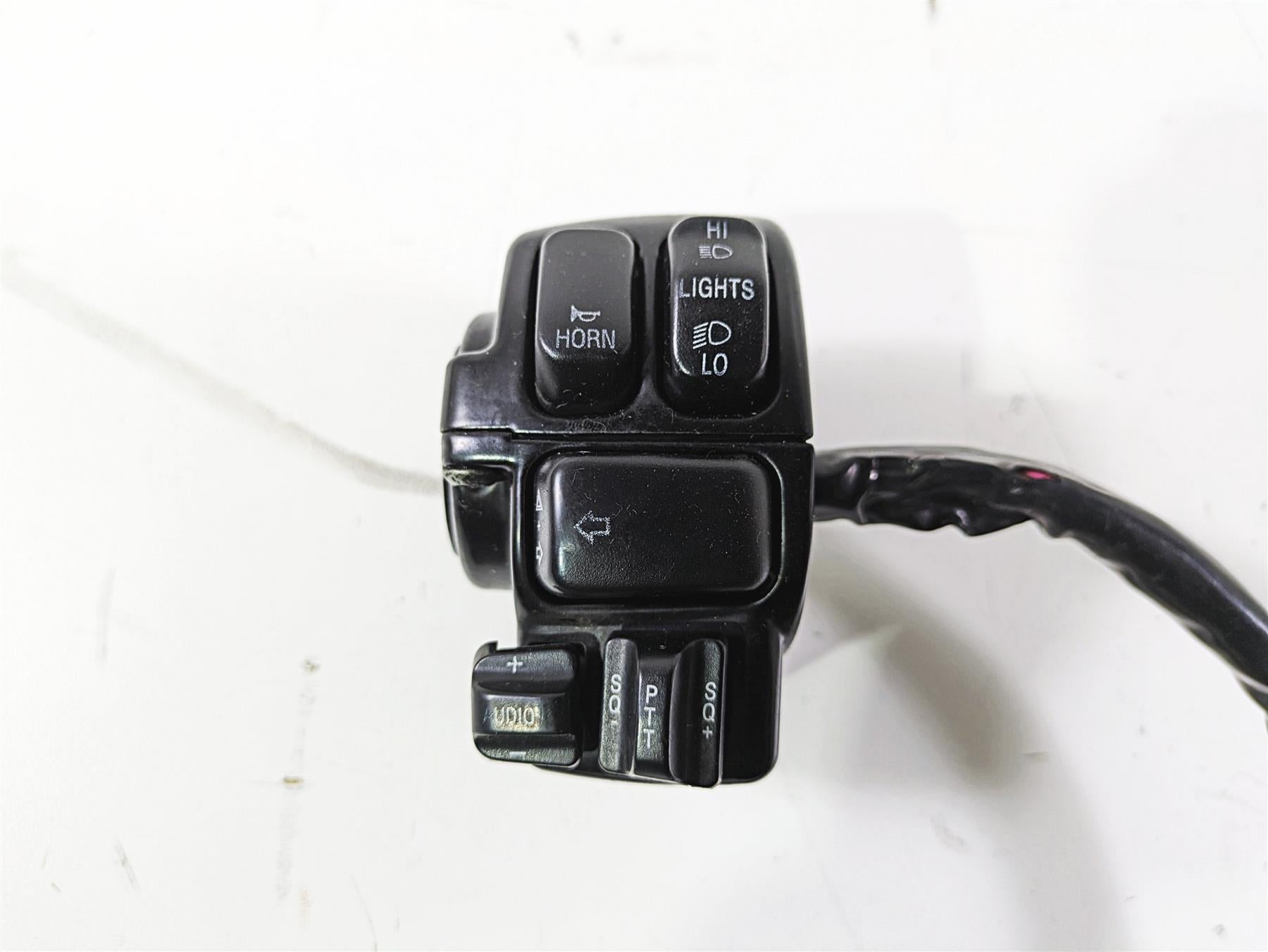 2008 Harley Touring FLHTCU E-Glide 105TH Left Hand Control Switch Audio 71682-06 {{ shop.shopifyCountryName }} - Mototech271