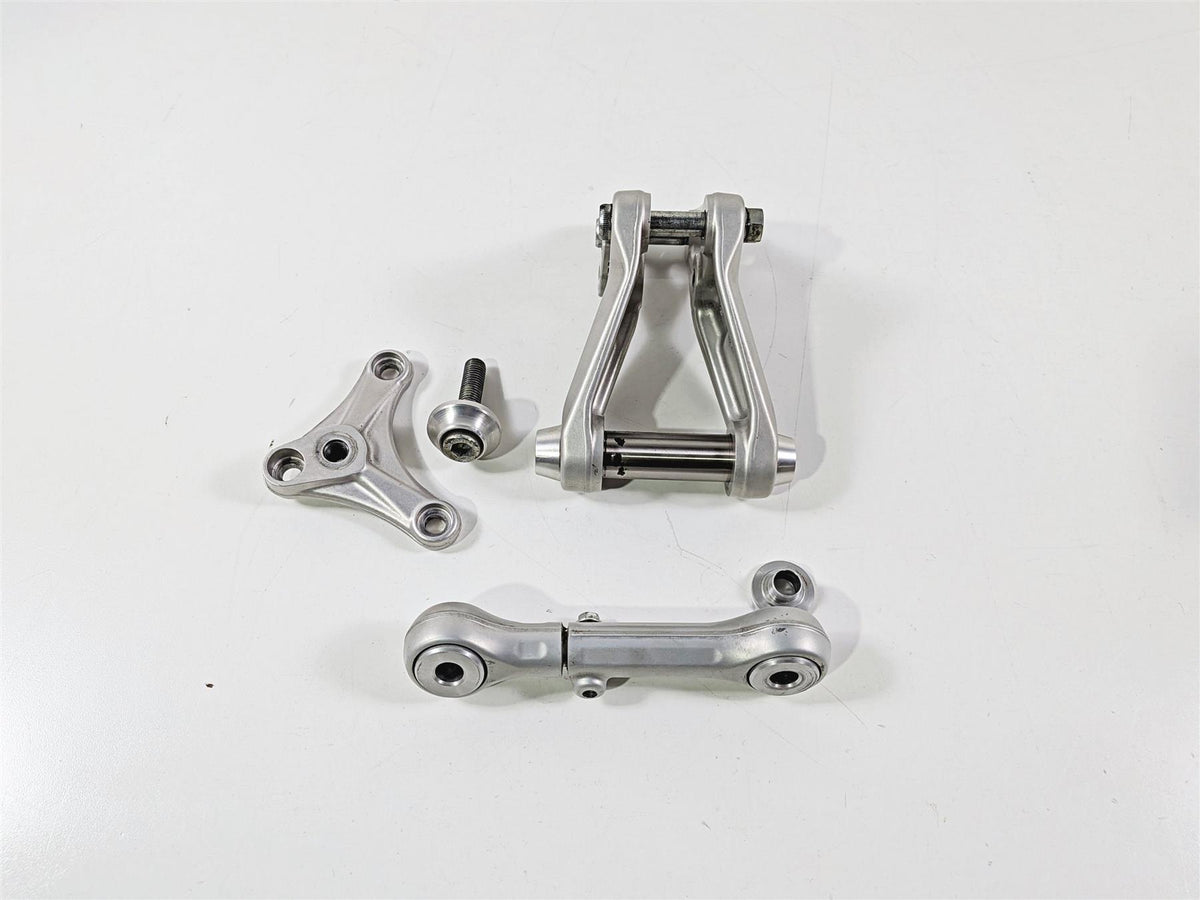 2017 Ducati Panigale 1299 Rear Shock Linkage Dogbone Rocker Arm Set 37211171BA-Mototech271
