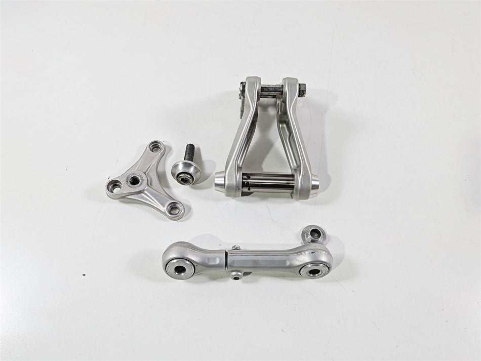2017 Ducati Panigale 1299 Rear Shock Linkage Dogbone Rocker Arm Set 37211171BA-Mototech271