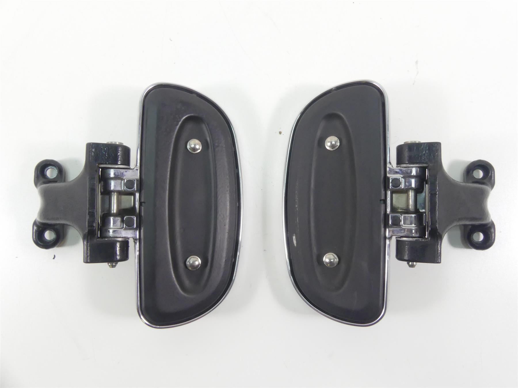 2013 Triumph Rocket 3 Touring Rear Passenger Foot Peg Floor Board Set T2081423 {{ shop.shopifyCountryName }} - Mototech271