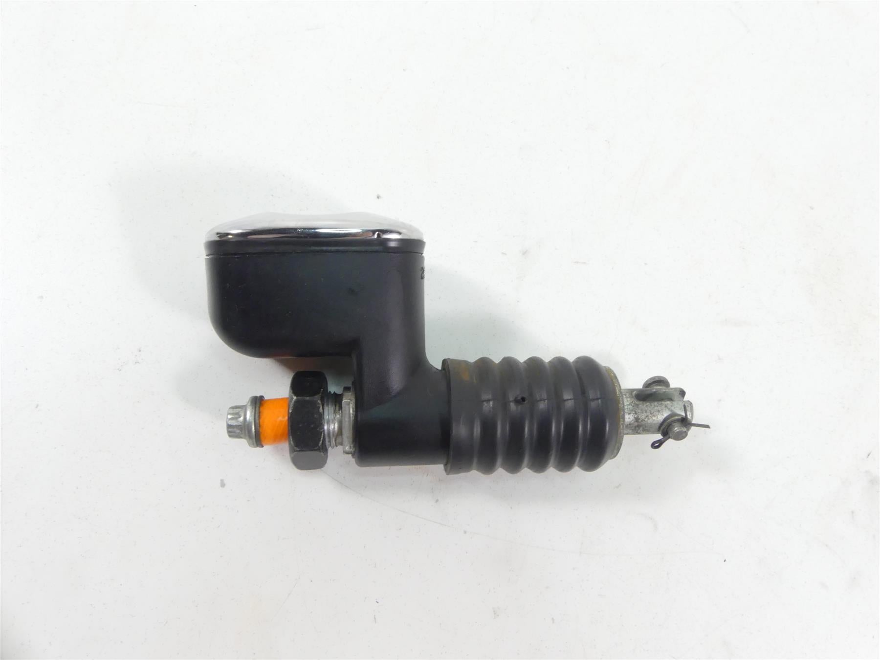 2004 Harley FLHTC SE CVO Electra Glide Rear Brake Master Cylinder 41754-00 {{ shop.shopifyCountryName }} - Mototech271