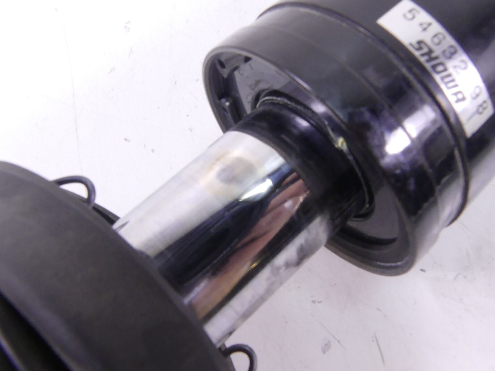 2000 Harley Touring FLHTCI Electra Glide Rear 12" Showa Shock Damper Set 54632-9 {{ shop.shopifyCountryName }} - Mototech271