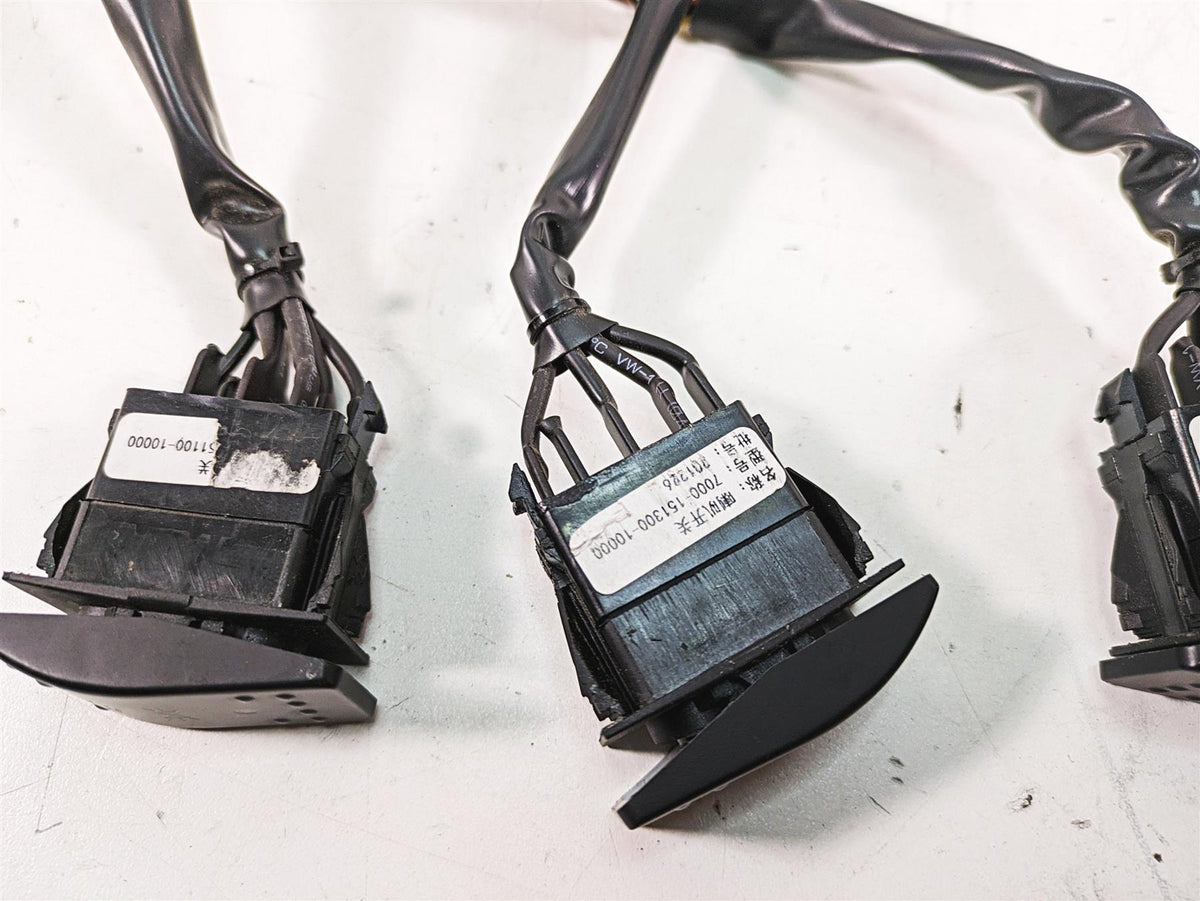 2021 CFMoto Zforce 500 Trail All Light Awd 4Wd Switch Set L 7000-151100-10000 {{ shop.shopifyCountryName }} - Mototech271