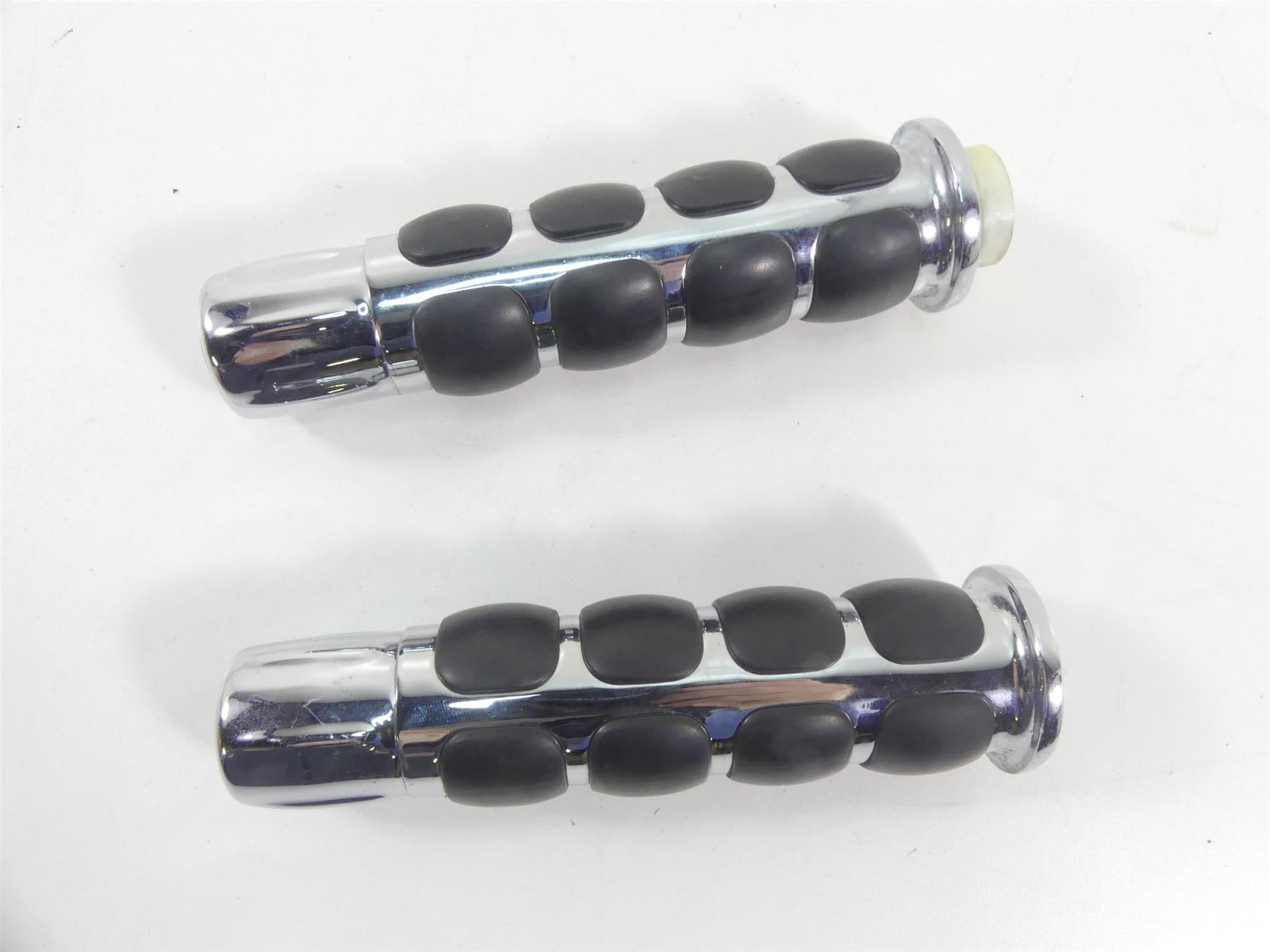 2007 Honda VTX1800 T1 Kuryakyn Cruise Control Throttle Assist & Grip Set 6285 {{ shop.shopifyCountryName }} - Mototech271