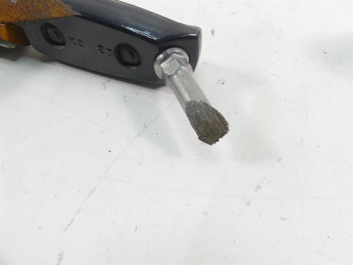 2020 Harley Sportster XL1200 NS Iron Front Left Foot Peg & Shifter Mid 42972-04 {{ shop.shopifyCountryName }} - Mototech271