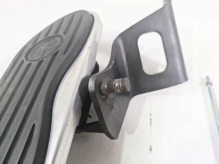 2006 Yamaha XVS650 V-Star Classic Left Floor Board & Mount 5BN-27412-03-00 {{ shop.shopifyCountryName }} - Mototech271