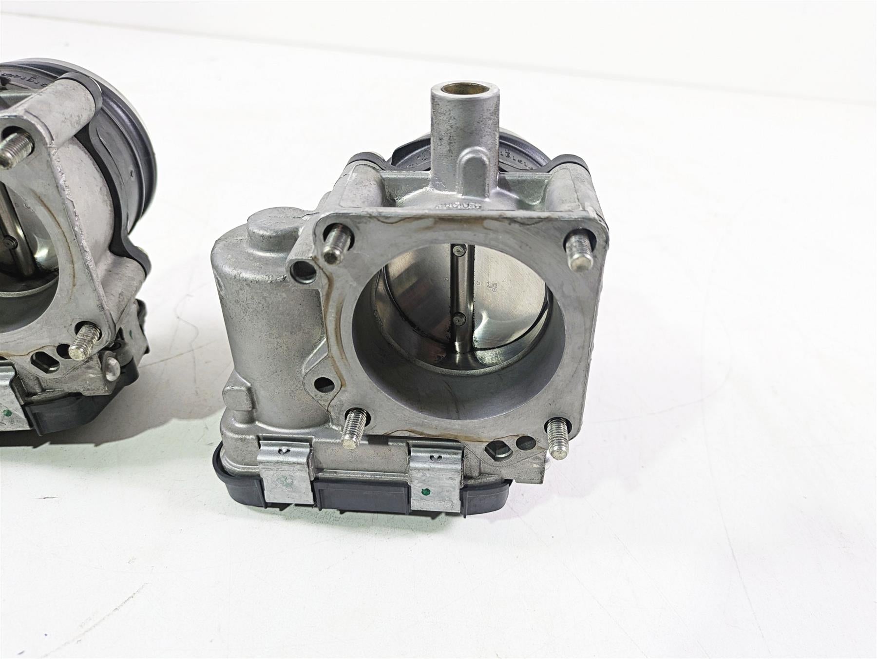 2015 Ducati Hypermotard 821 SP Throttle Body Bodies Fuel Injection Set 28240903A {{ shop.shopifyCountryName }} - Mototech271
