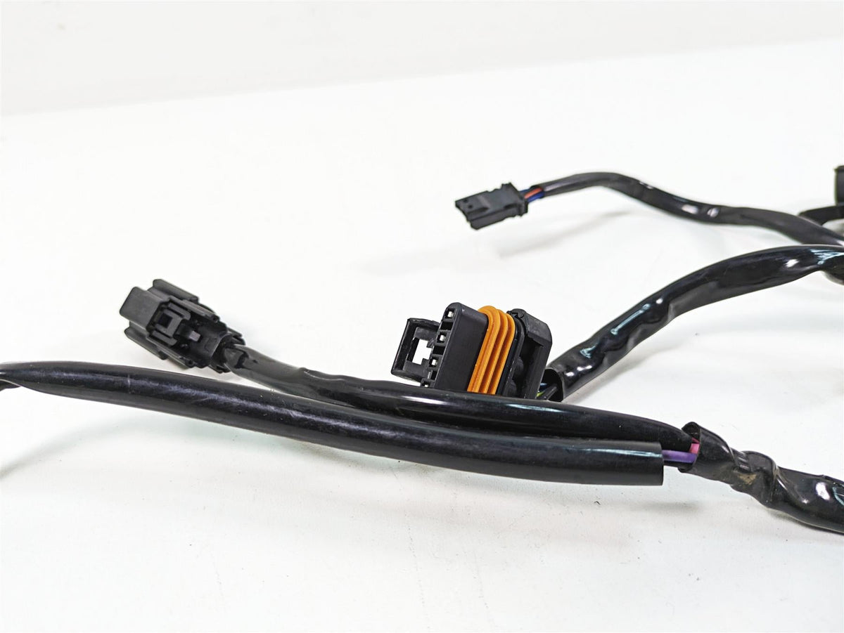 2019 Harley Touring FLHX Street Glide Front Wiring Harness -Read 69200121A {{ shop.shopifyCountryName }} - Mototech271