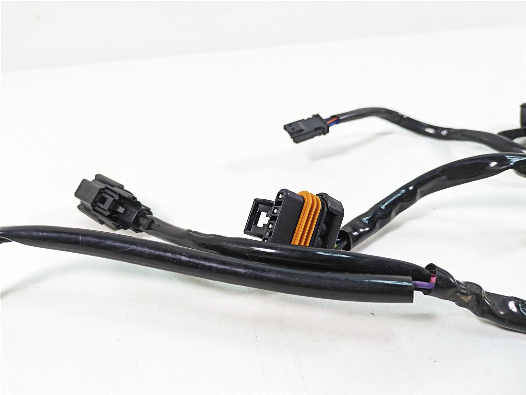 2019 Harley Touring FLHX Street Glide Front Wiring Harness -Read 69200121A {{ shop.shopifyCountryName }} - Mototech271