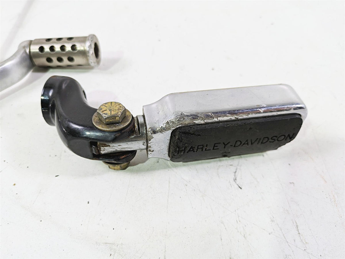 2013 Harley VRSCF Muscle Rod Left Front Footpeg & Shifter Parts 54046-12 {{ shop.shopifyCountryName }} - Mototech271