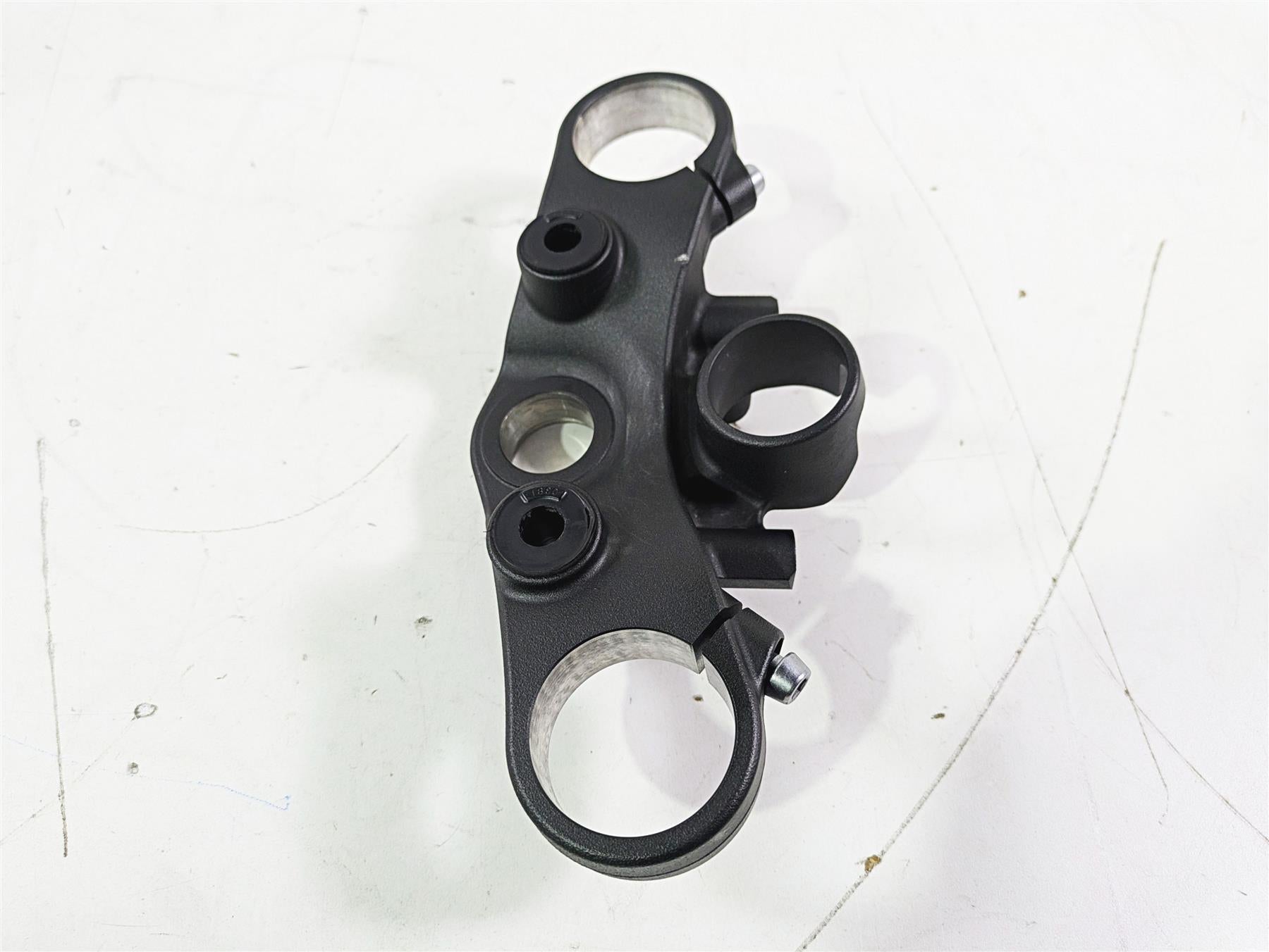 2022 Kawasaki ZR900RS Cafe Upper Triple Tree Steering Clamp 44039-0182-18R {{ shop.shopifyCountryName }} - Mototech271