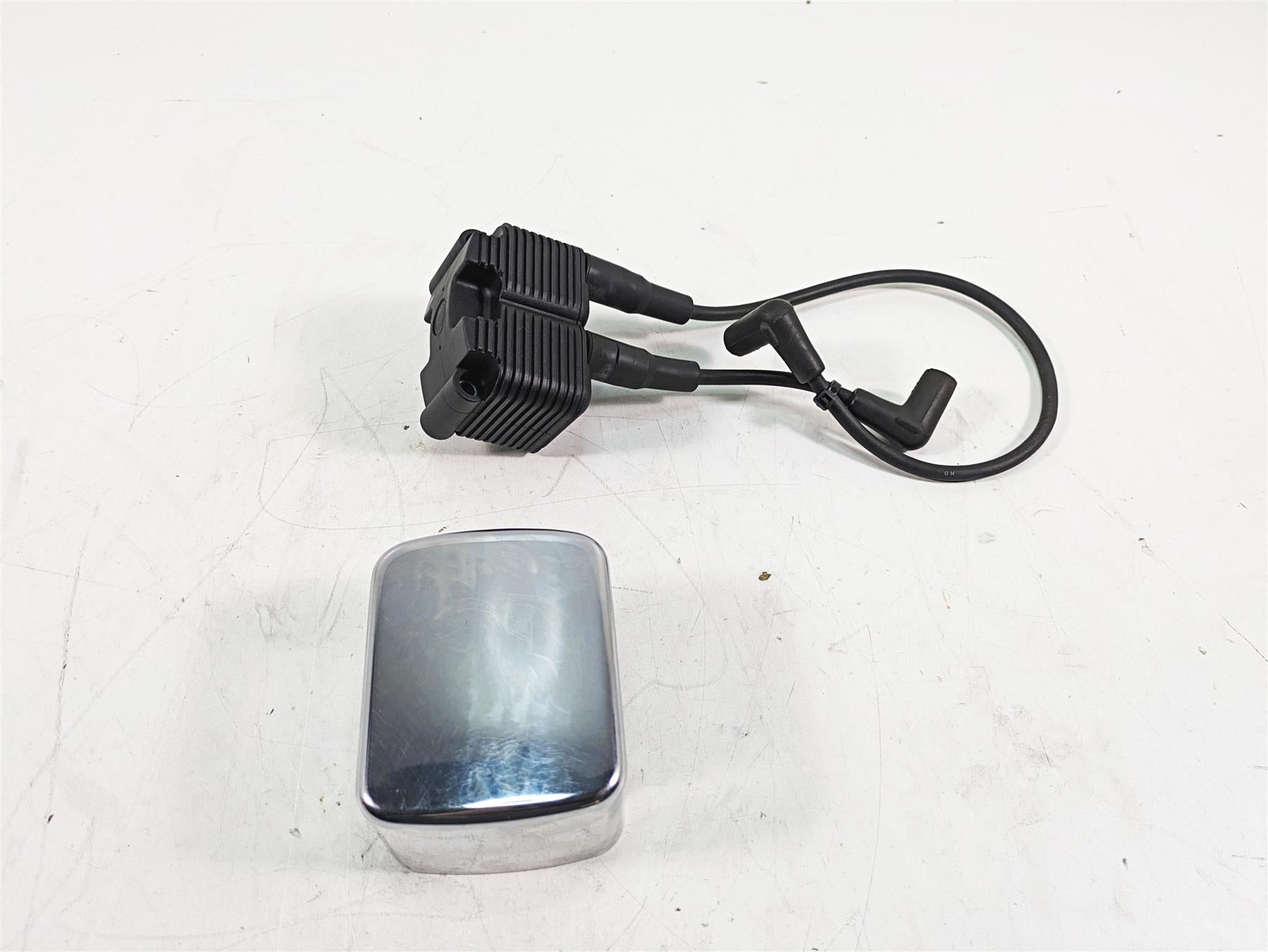 2000 Harley FXSTS Softail Springer Ignition Coil Wires Plug Set 31655-99 {{ shop.shopifyCountryName }} - Mototech271