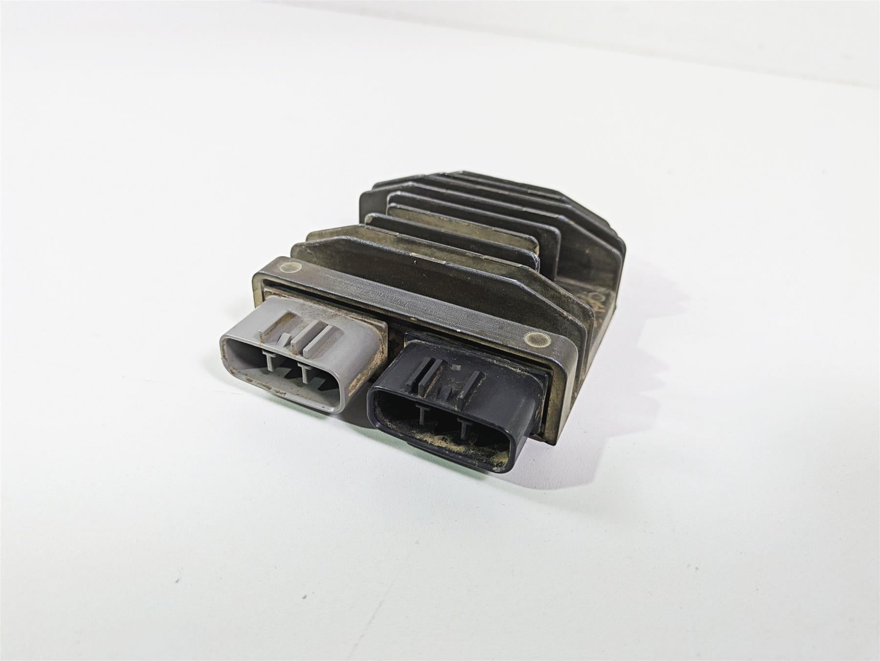 2020 Yamaha YXZ1000 R SS XTR Rectifier Voltage Regulator B5H-81960-00-00 FH027DA {{ shop.shopifyCountryName }} - Mototech271