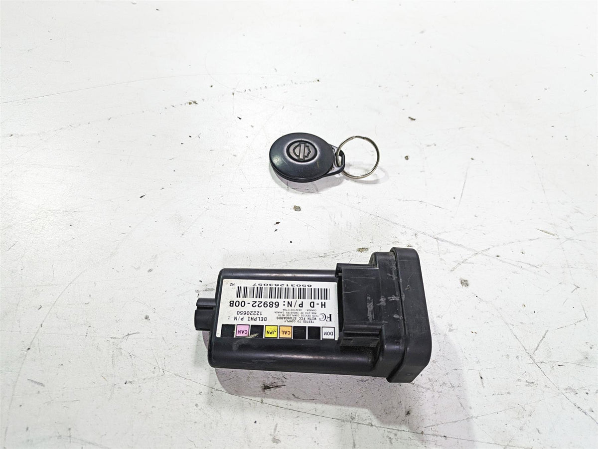 2003 Harley Touring FLHTCUI 100TH E-Glide Tssm Security Module & Fob 68922-00B {{ shop.shopifyCountryName }} - Mototech271