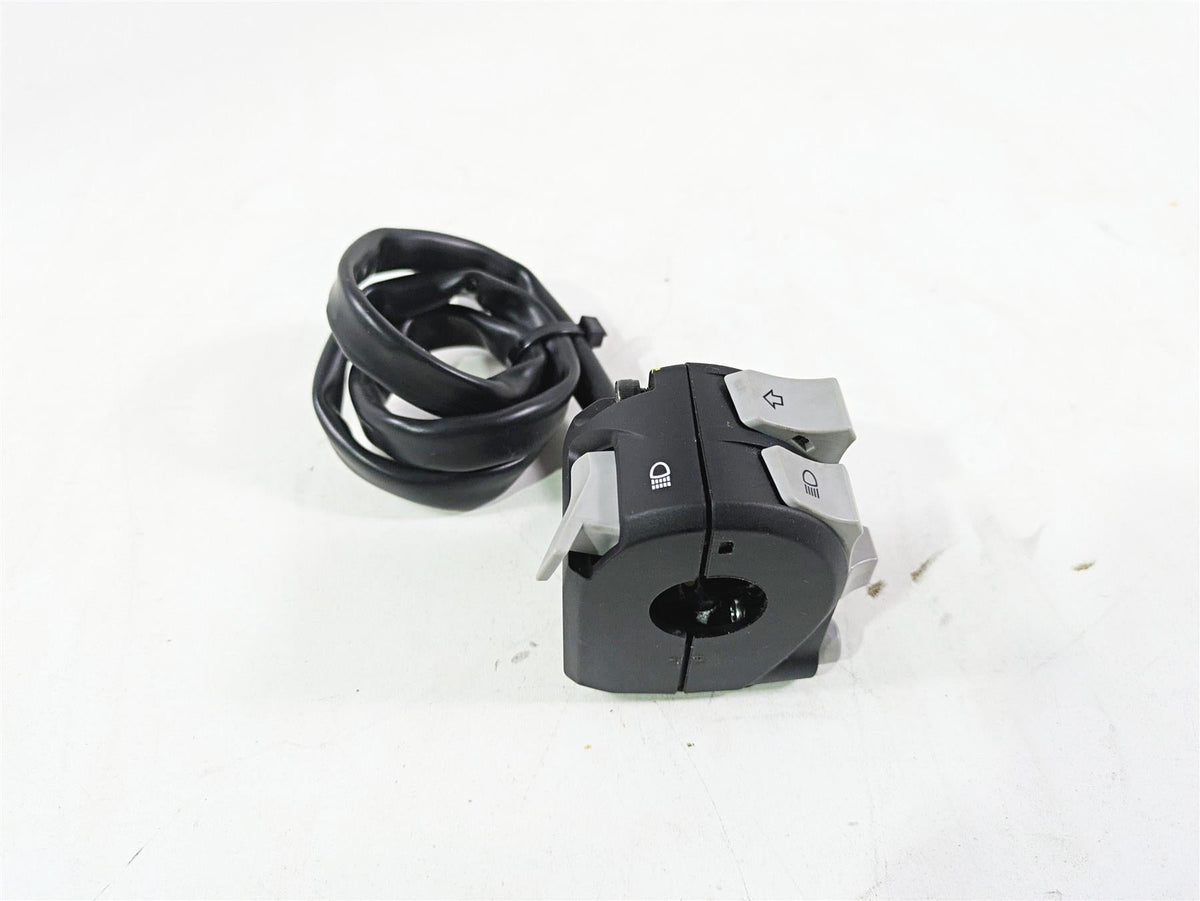 2022 Ducati Scrambler Desert Sled Left Hand Turn Signal Control Switch 65110271C {{ shop.shopifyCountryName }} - Mototech271