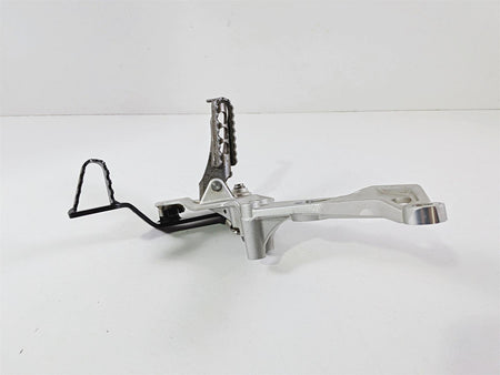 2023 BMW F850GS K81 Front Right Foot Peg & Brake Pedal 46718393176 35218357747 {{ shop.shopifyCountryName }} - Mototech271
