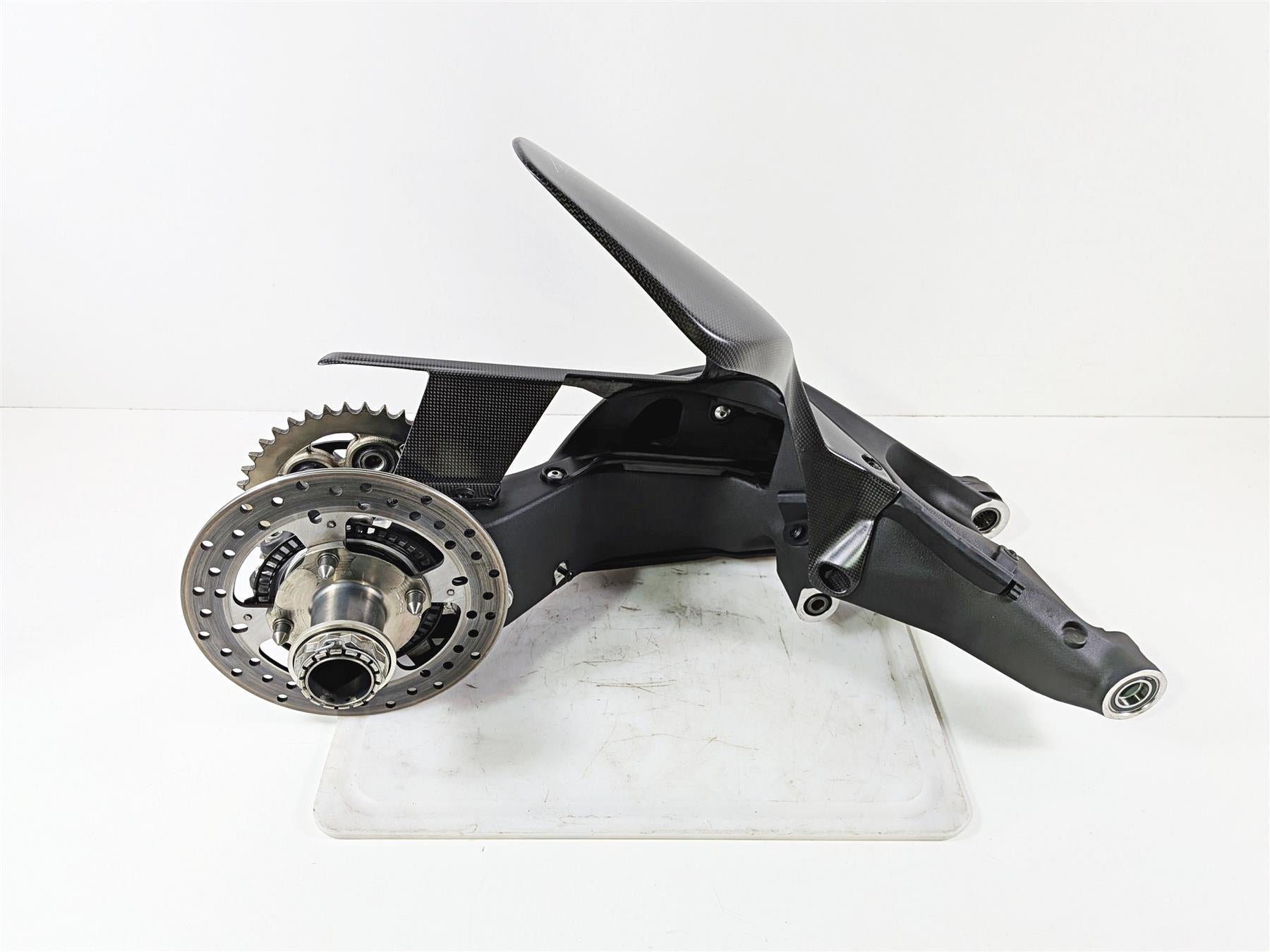 2019 Ducati Panigale V4S V4 S Corse Swingarm Rear Axle Carbon Fender 37032192B {{ shop.shopifyCountryName }} - Mototech271