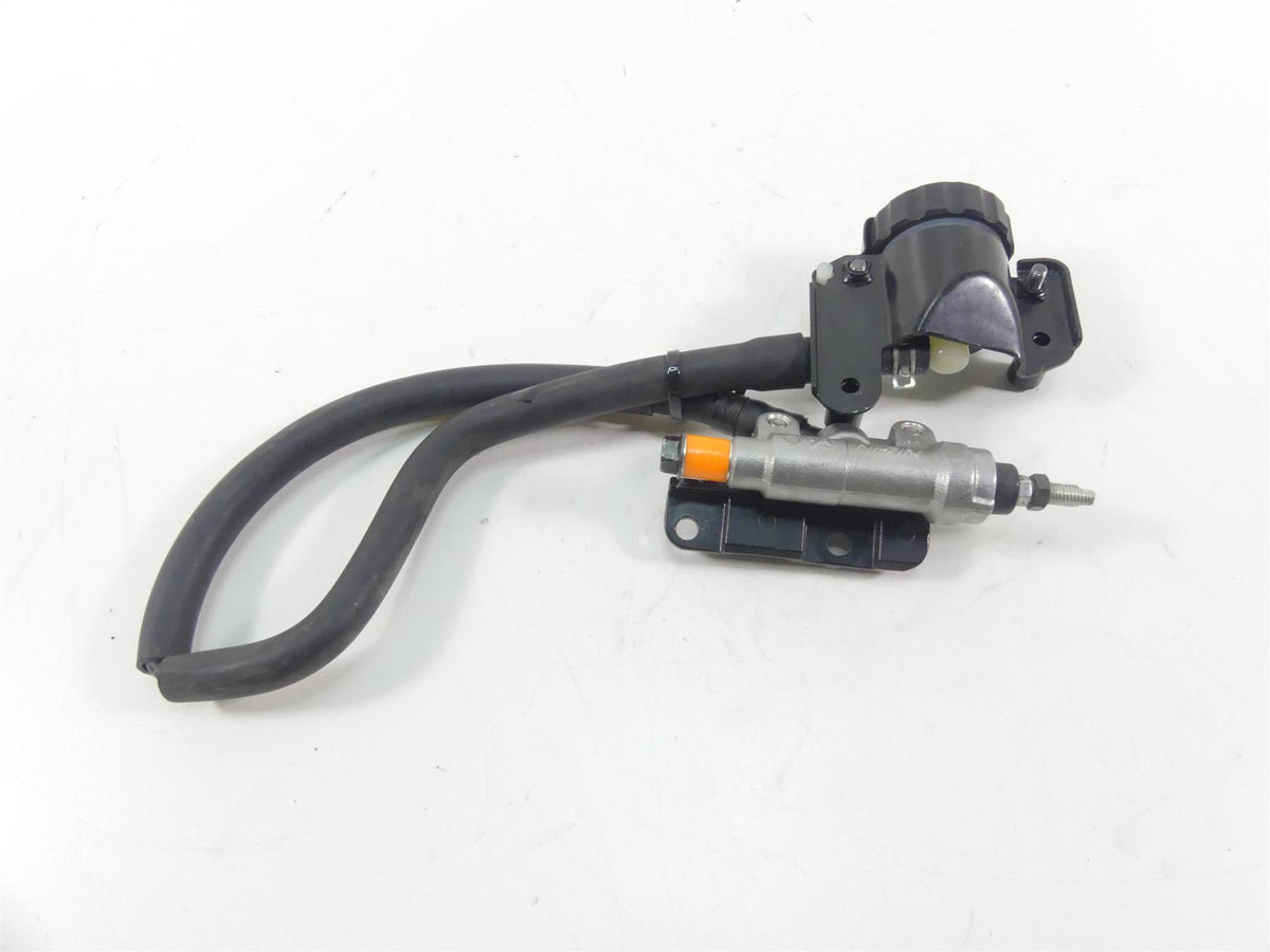 2009 Yamaha XV1700 Road Star Warrior Rear Brake Master Cylinder 1/2 4NK-2583V-00 {{ shop.shopifyCountryName }} - Mototech271