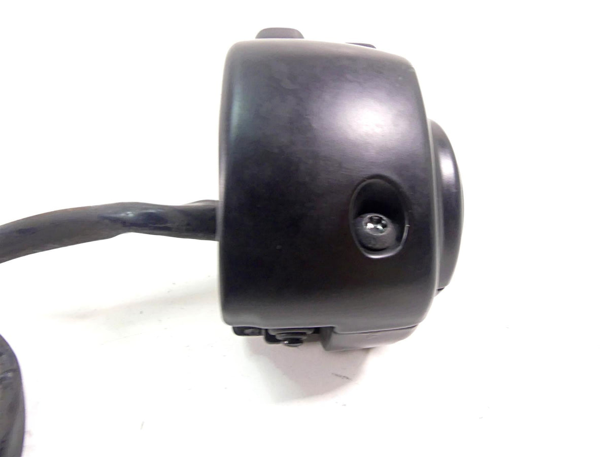 2015 Harley Davidson VRSCDX Night Rod Sp Left Hand Control Switch 71682-06A {{ shop.shopifyCountryName }} - Mototech271