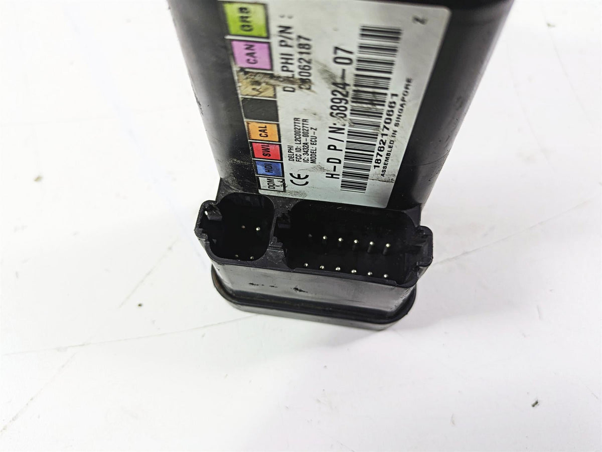 2007 Harley Touring FLHTCU SE CVO E-Glide Tssm Turn Signal Module & Fob 68924-07 {{ shop.shopifyCountryName }} - Mototech271