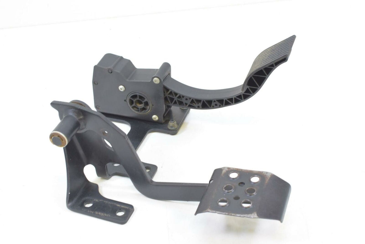 2016 Polaris RZR 1000 S EPS Brake & Accelerate Pedal Set 1019105 1021765 4014042 {{ shop.shopifyCountryName }} - Mototech271