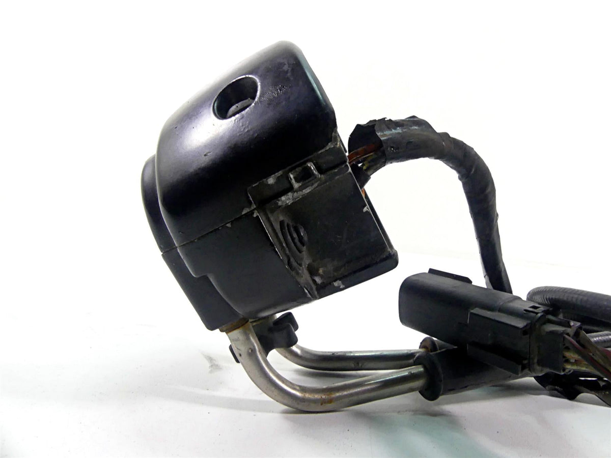 2014 Harley VRSCF Muscle V-Rod Right Hand Control Switch 71684-06A 71683-06A {{ shop.shopifyCountryName }} - Mototech271