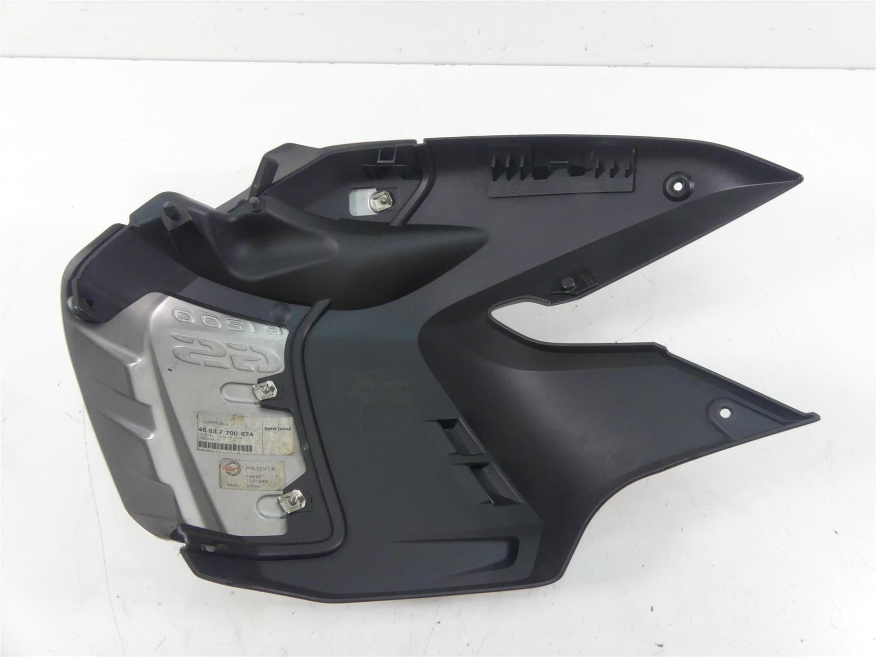 2008 BMW R1200GS K25 Tank Right Side Cover Fairing Cowl 46637700874 {{ shop.shopifyCountryName }} - Mototech271