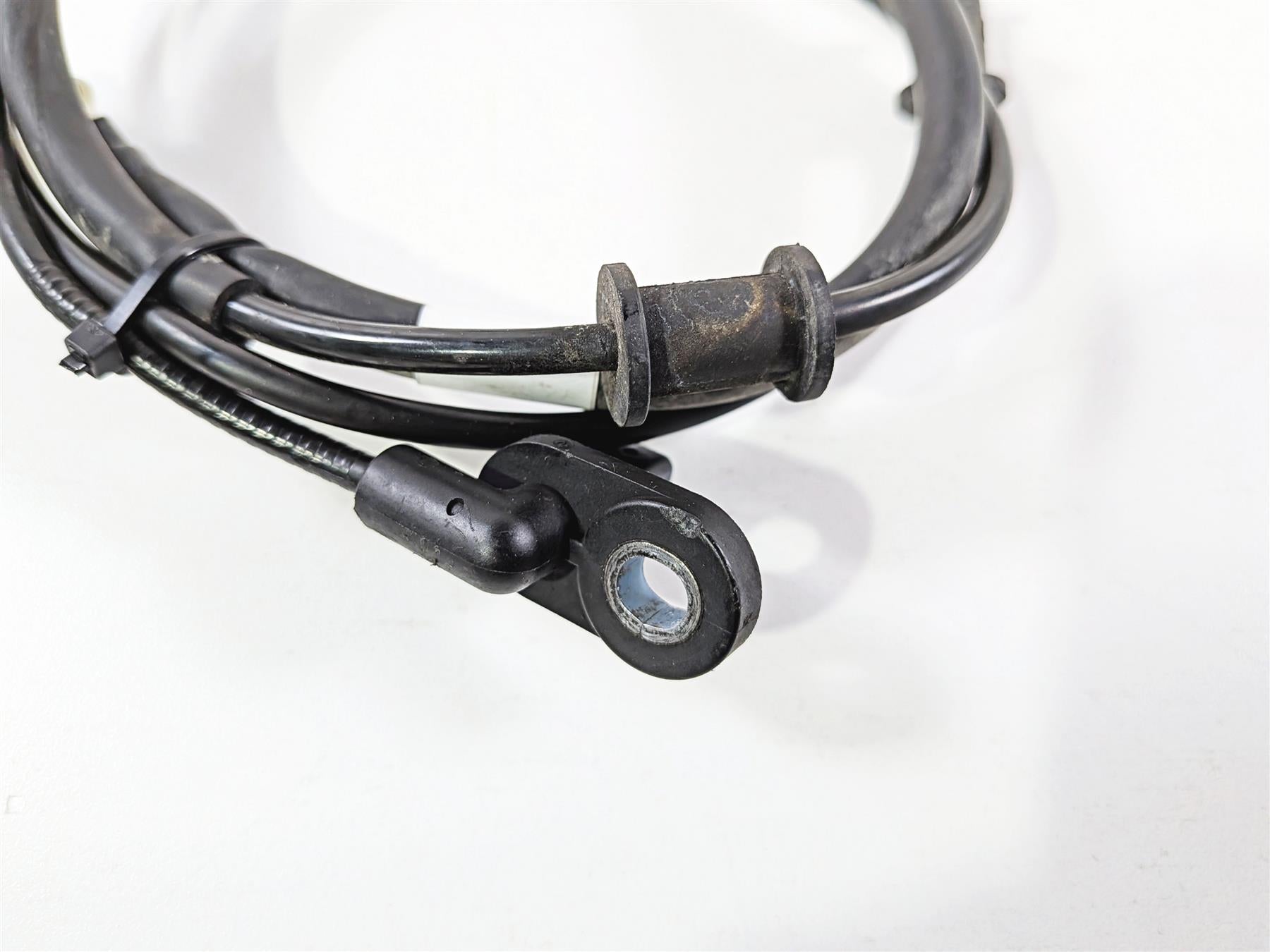 2012 Yamaha XT1200 Super Tenere Front Abs Brake Wheel Speed Sensor 23P-85970-00 {{ shop.shopifyCountryName }} - Mototech271