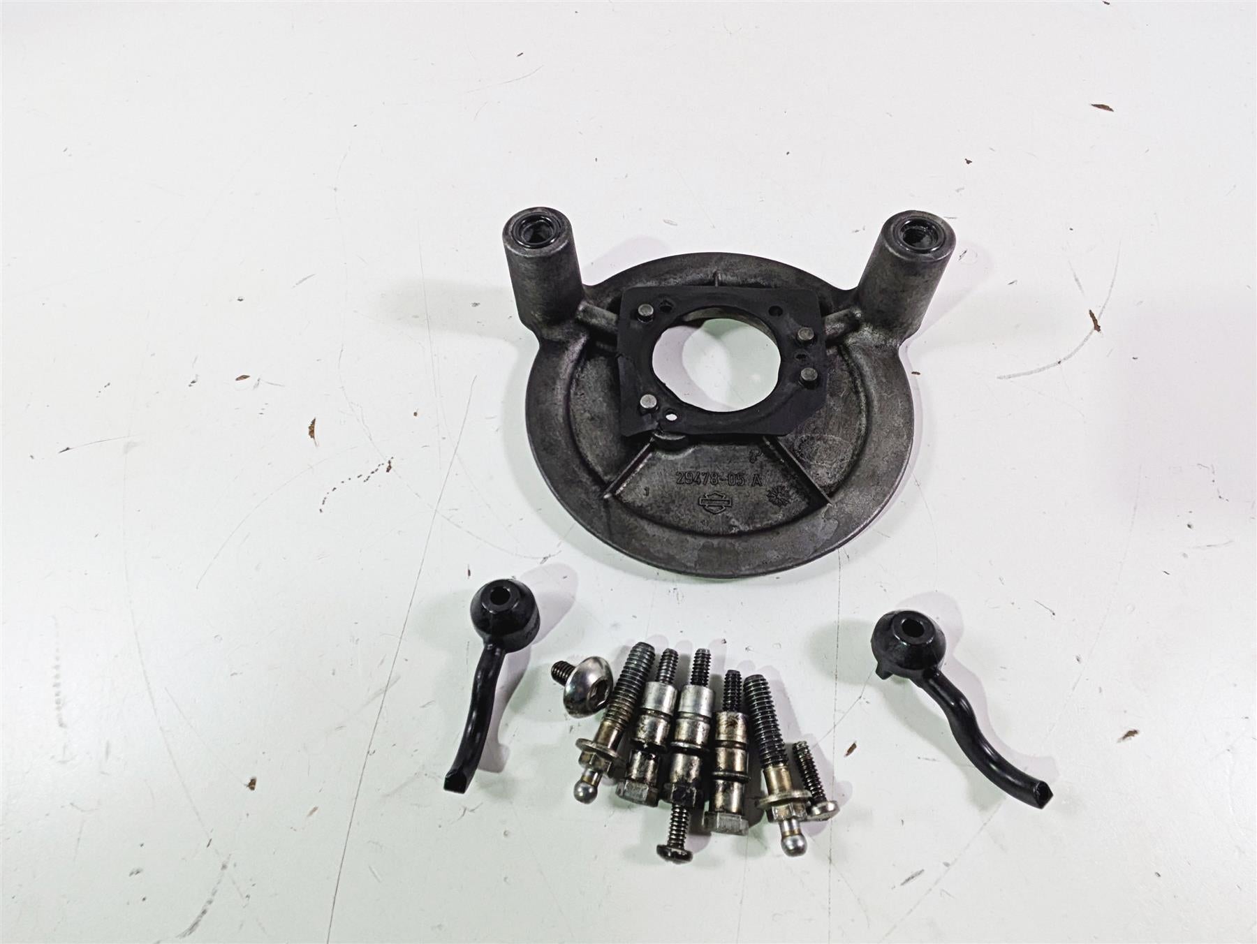 2016 Harley FXDL Dyna Low Rider Air Cleaner Filter Mount Backplate 29478-05A {{ shop.shopifyCountryName }} - Mototech271