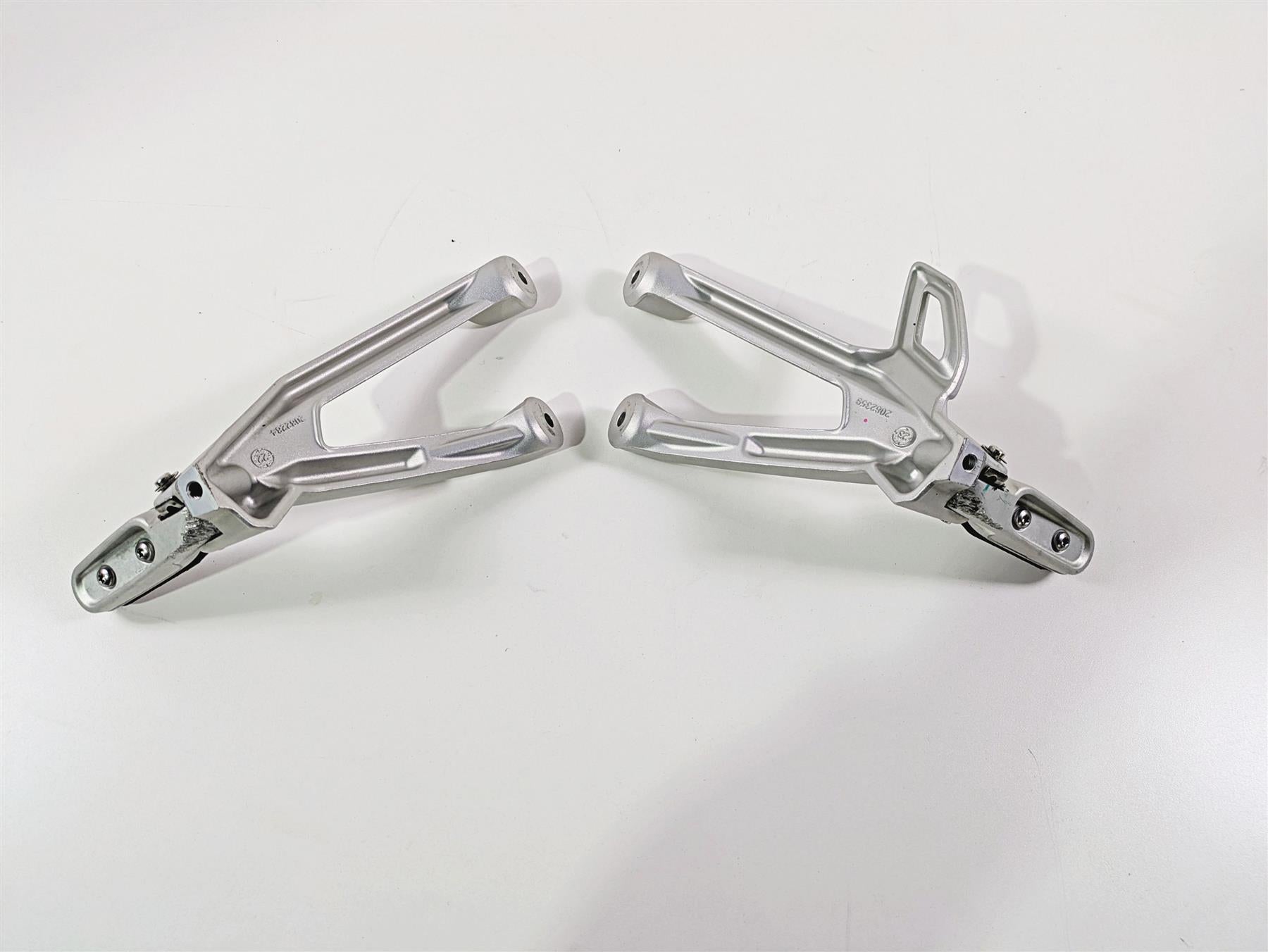2024 Triumph Tiger 900 GT Rear Passenger Footpeg Rest Set T2082284 T2082359 {{ shop.shopifyCountryName }} - Mototech271