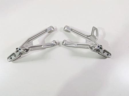 2024 Triumph Tiger 900 GT Rear Passenger Footpeg Rest Set T2082284 T2082359 {{ shop.shopifyCountryName }} - Mototech271
