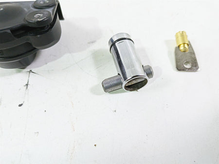 2013 Harley VRSCF Muscle Rod Ignition Switch Key Lock Set 70020-05 {{ shop.shopifyCountryName }} - Mototech271