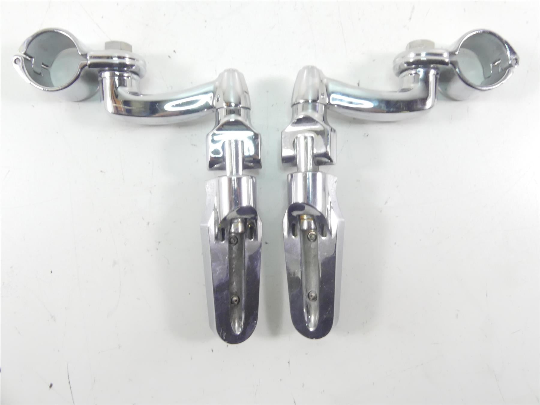 2007 Victory Vegas Jackpot Chrome Highway Footpeg Set {{ shop.shopifyCountryName }} - Mototech271