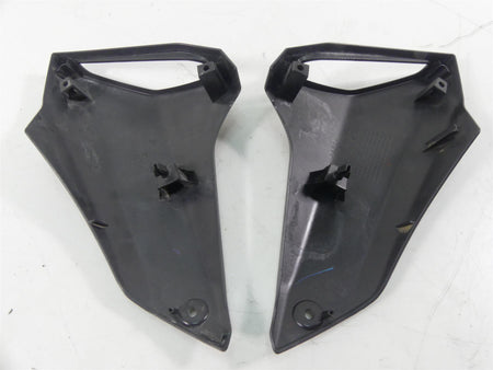 2015 Yamaha MT09 FZ09 Fuel Gas Tank Side Fairing Set 1RC-24108-00-00 {{ shop.shopifyCountryName }} - Mototech271
