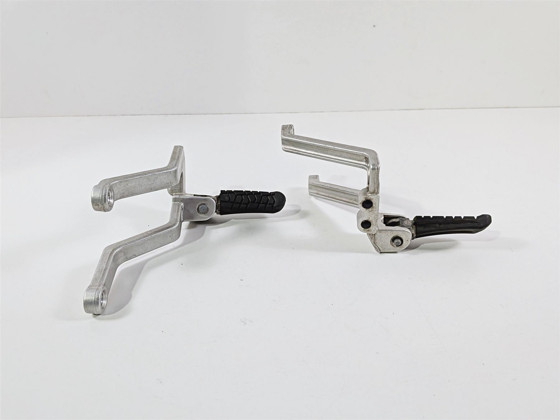 2005 KTM 950 LC8 Adventure Passenger Foot Peg Rest Set 6000304900001S {{ shop.shopifyCountryName }} - Mototech271