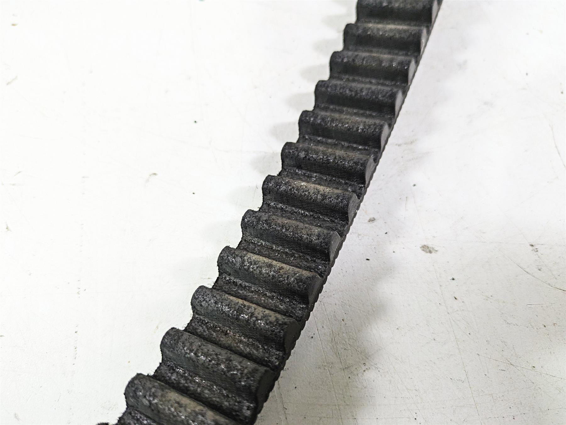 2005 Harley Touring FLHRI Road King Rear Drive Belt 139T 1-1/8" 40024-04B {{ shop.shopifyCountryName }} - Mototech271