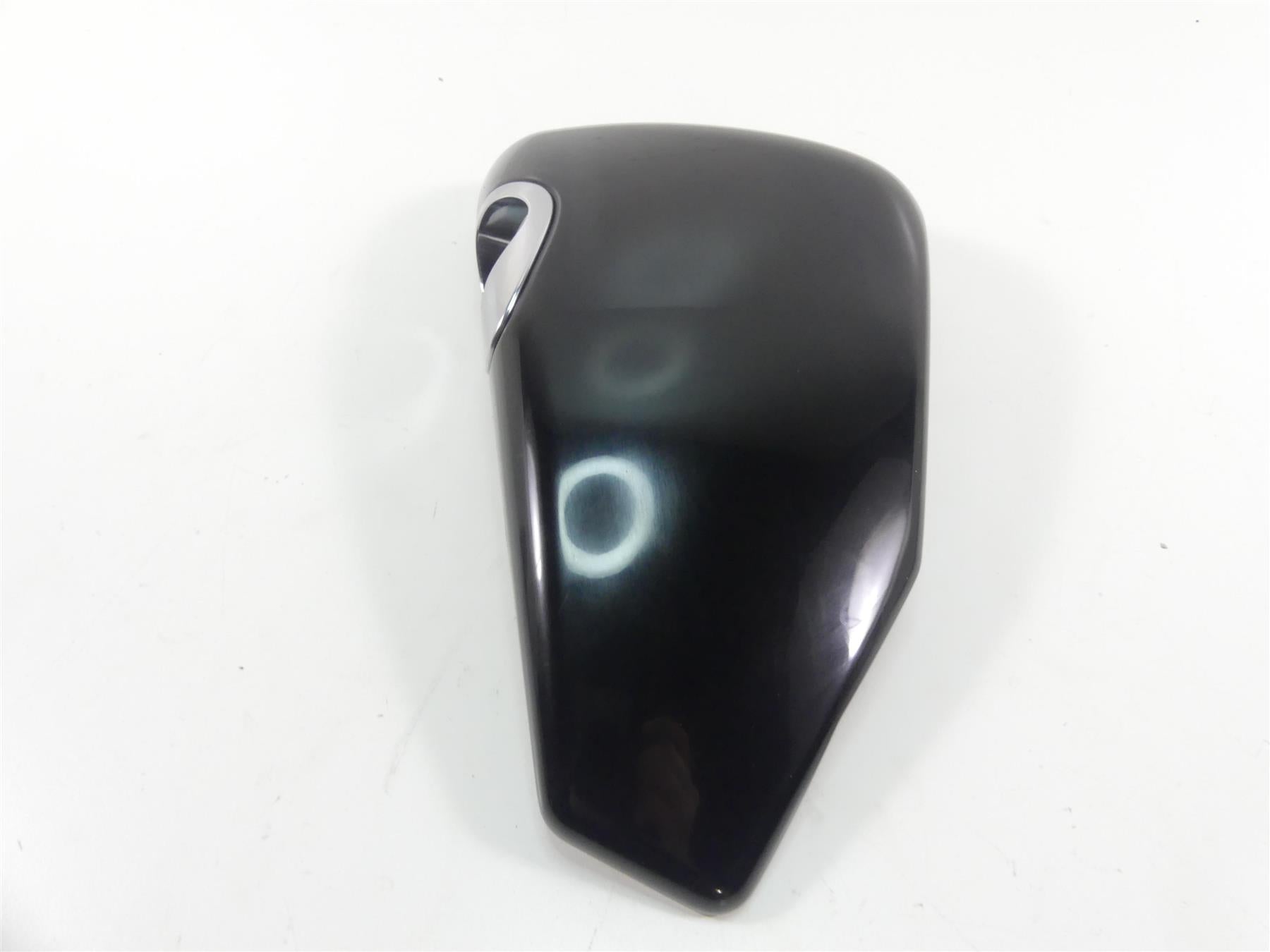 2018 Harley Sportster XL1200 Custom Right Side Cover Oil Tank Cover 57200092 {{ shop.shopifyCountryName }} - Mototech271