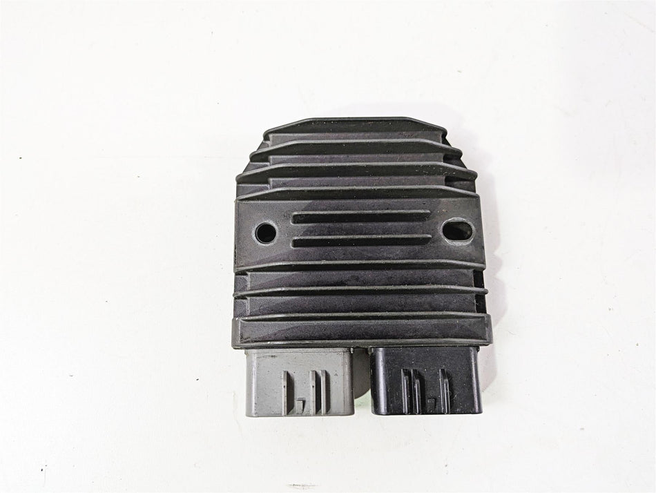 2006 Triumph Rocket 3 Rectifier Voltage Regulator FH009AA T1300470 {{ shop.shopifyCountryName }} - Mototech271