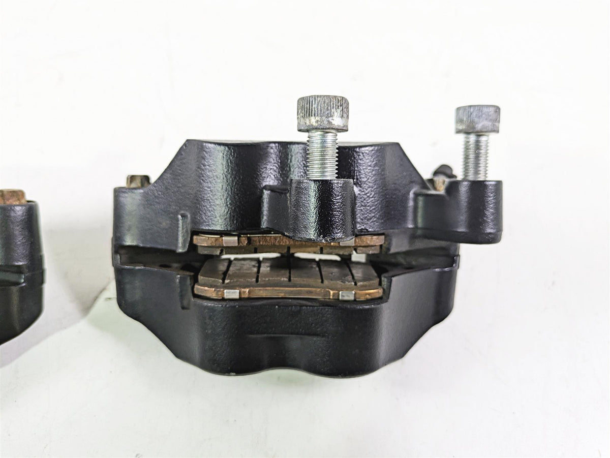 2018 Indian Chieftain Limited Front Brake Caliper Set 1912390 1912391 {{ shop.shopifyCountryName }} - Mototech271