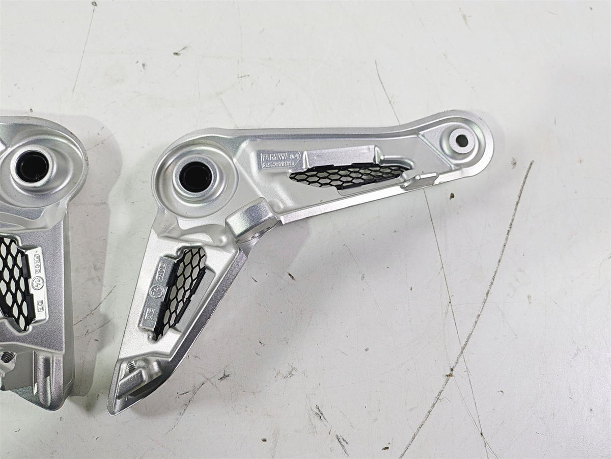 2015 BMW R nineT K21 Left Right Rider Seat Support Set 46638531189 46638531190 {{ shop.shopifyCountryName }} - Mototech271