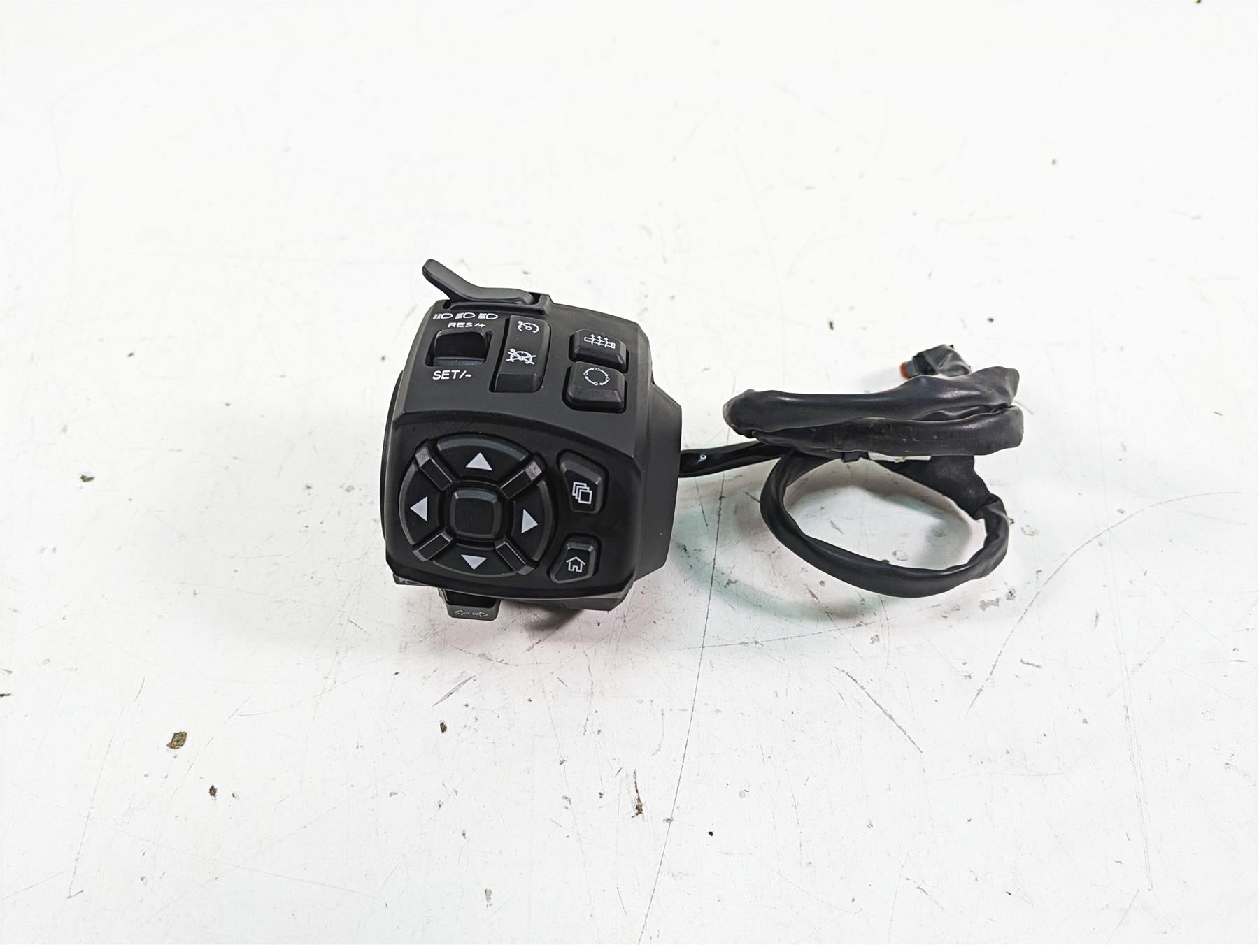 2022 Harley RA1250 S Pan America Left Hand Turn Signal Control Switch 71500522A {{ shop.shopifyCountryName }} - Mototech271