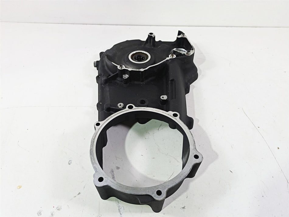 2017 Harley FLS Softail Slim Inner Primary Drive Clutch Cover 60681-06C {{ shop.shopifyCountryName }} - Mototech271