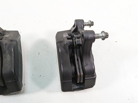 2018 Harley Touring FLHXSE CVO Street Glide Front Brake Caliper Set 41300209 {{ shop.shopifyCountryName }} - Mototech271