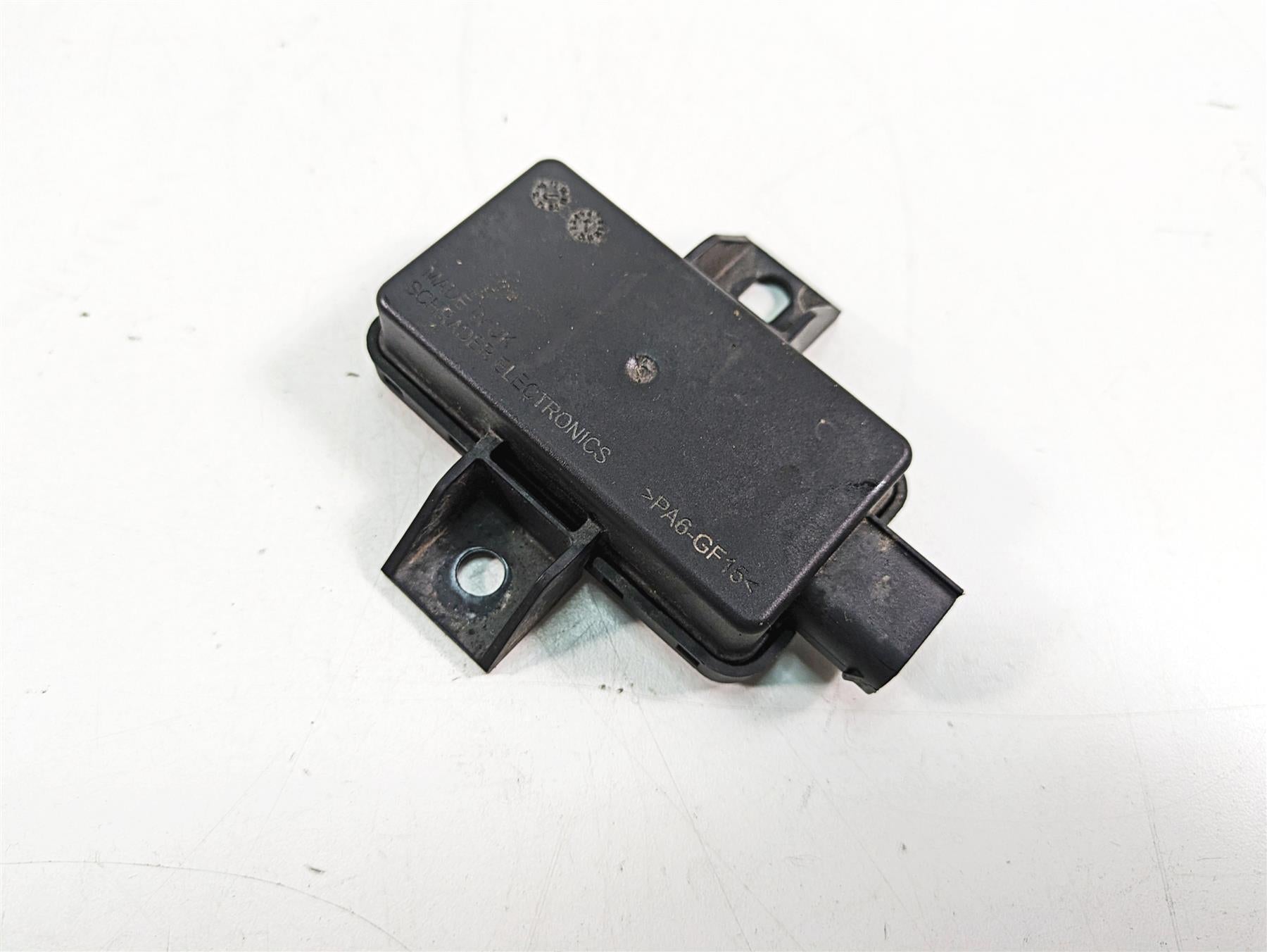 2016 BMW R1200R K53 Tire Pressure Sensors & Rdc Module 36318532732 65758546222 {{ shop.shopifyCountryName }} - Mototech271